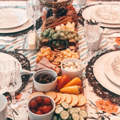 table scape with veggies and dips