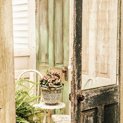 door shed with table and chairs