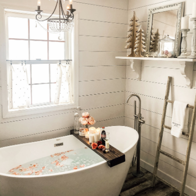 free standing bath tub and ship lap wall